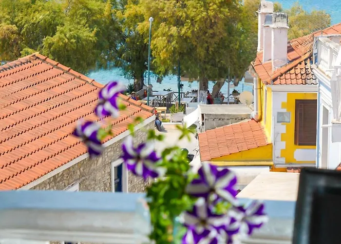 Rustic 2 Min Walk To The Heart Of