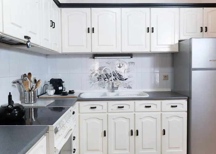 Apartament Rustic 2 Min Walk To The Heart Of *