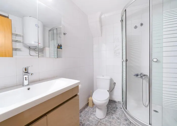 Rustic 2 Min Walk To The Heart Of *